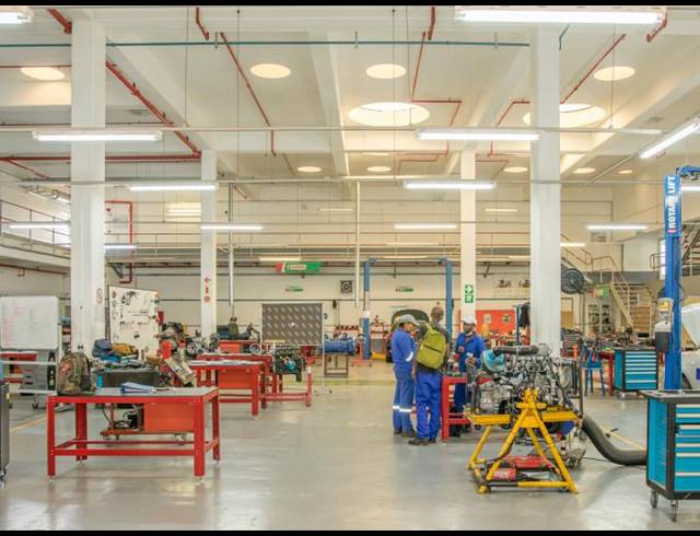 3,007M² WAREHOUSE TO LET IN BELLVILLE SOUTH